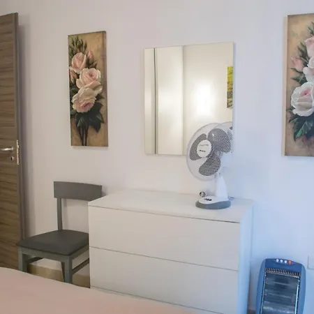 Bright And Spacious 2 Bedrooms Close To Sea Front Nzam1-1 * Marsaskala