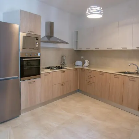 Bright And Spacious 2 Bedrooms Close To Sea Front Nzam1-1 Appartement Marsaskala