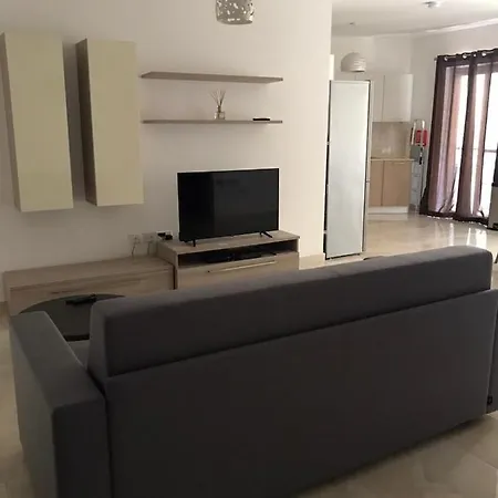 Bright And Spacious 2 Bedrooms Close To Sea Front Nzam1-1 Διαμέρισμα Marsaskala